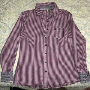 Pin striped Cinch buttoned down shirt!! SUPER CUTE